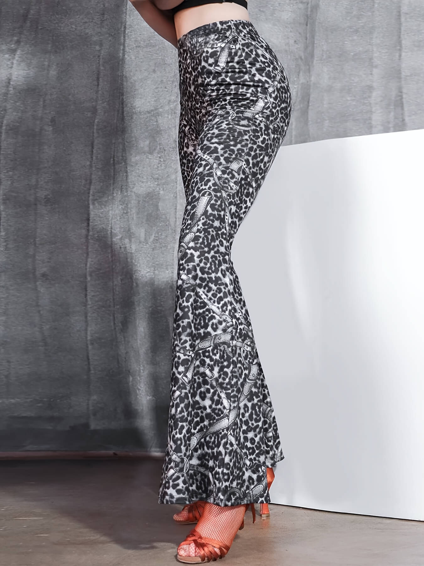 Vintage Forbidden Leggings in Leopard Print